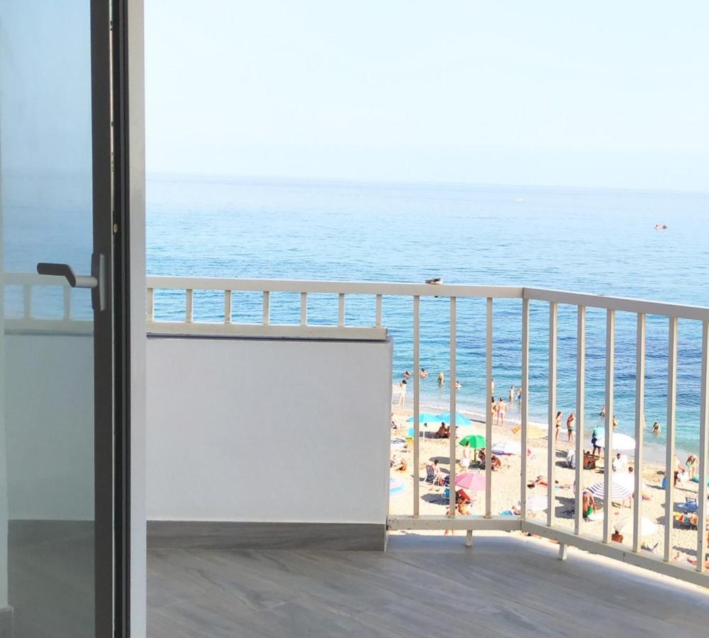 Torresol 402 Lägenhet Nerja Exteriör bild